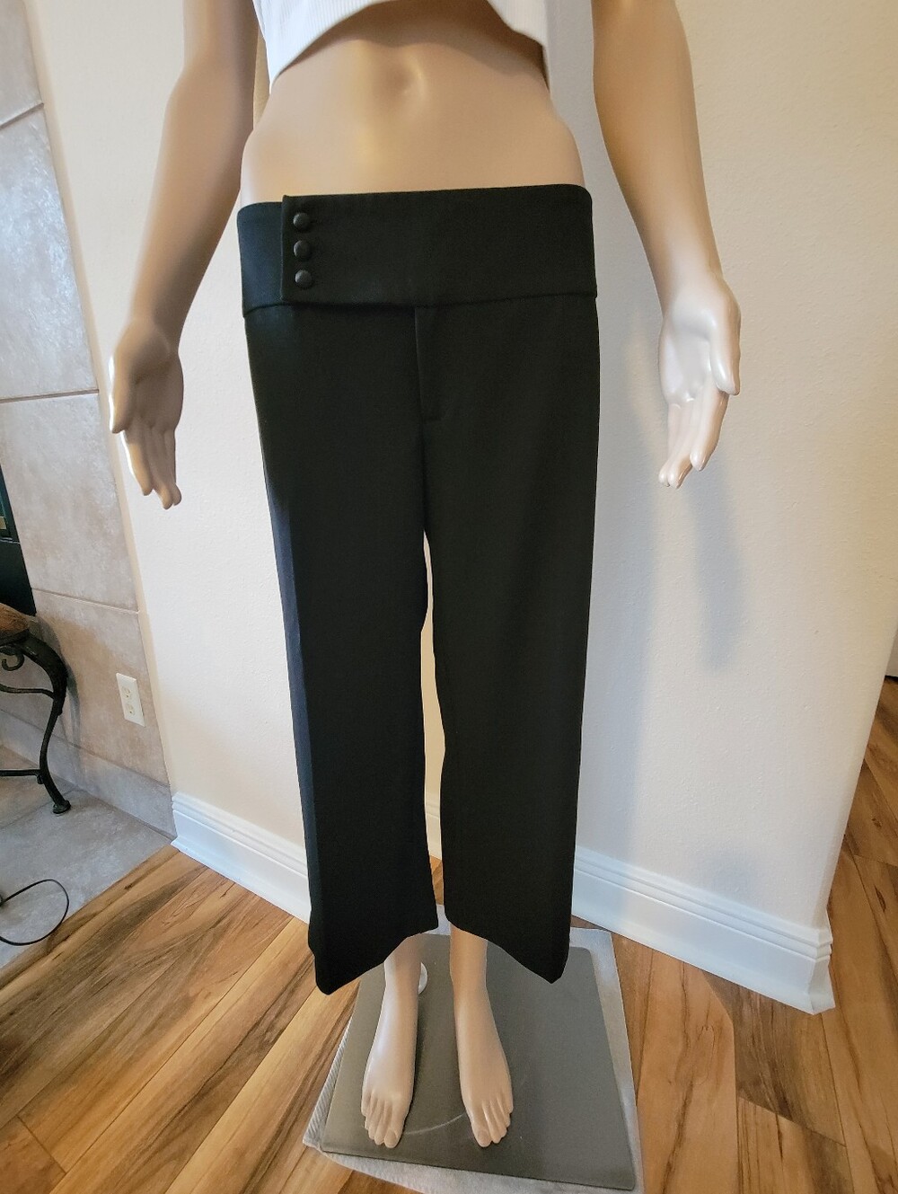 VTG Y2K Deadstock Guess Jeans Exclusively for Marciano Capri Pants, 31/M, NWT